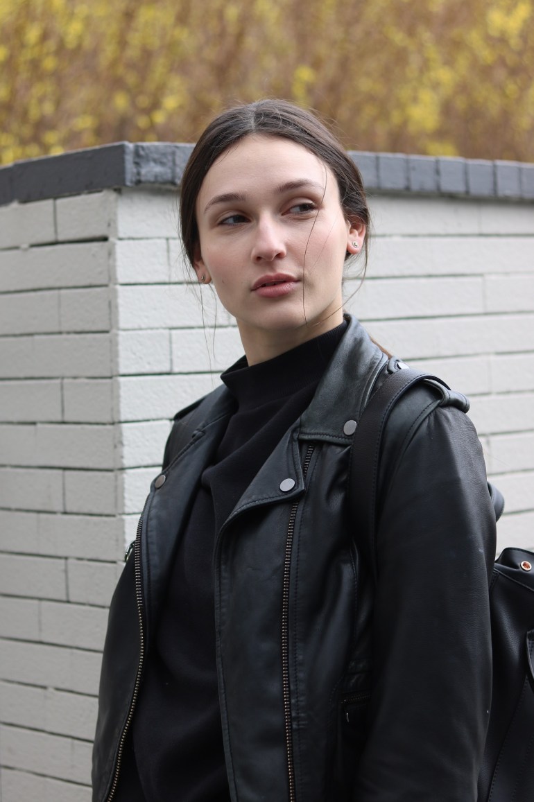 a_justine balmain (1)