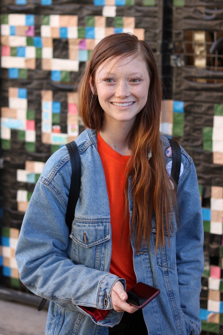 a_sara grace dvn (2)